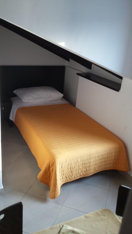 Apartments Riva Trogir Chambre photo